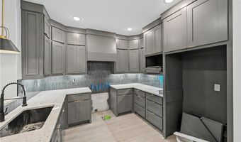 13 Pentland Dr, Bella Vista, AR 72715