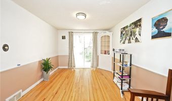 84 Garland Dr, Amherst, NY 14226