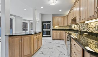 60 Progress St, Lincoln, RI 02865