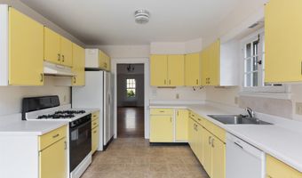 37 Bilodeau Ct, Burlington, VT 05401