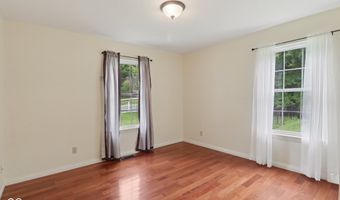 151 South St, Southport, IN 46227