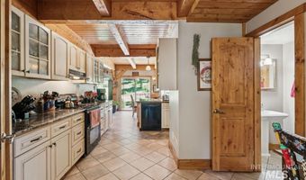 2326 Private Rd, Cambridge, ID 83610