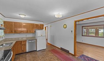 173 Tracy Dr, Burlington, VT 05408