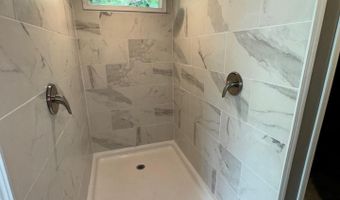 7413 Detonti Rd, Bauxite, AR 72011