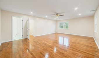 6 El Toro Dr, Bristol, CT 06010