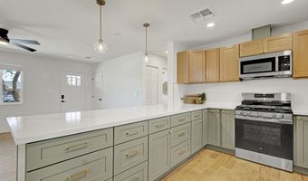 109 W Kinderman Dr, Avondale, AZ 85323