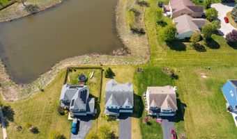 1094 Holly Dr, Antioch, IL 60002