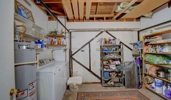 6904 EDWINA Ave NE, Albuquerque, NM 87110