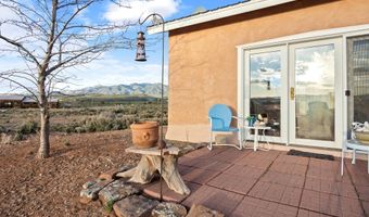 13 Coyote Loop, Arroyo Hondo, NM 87513