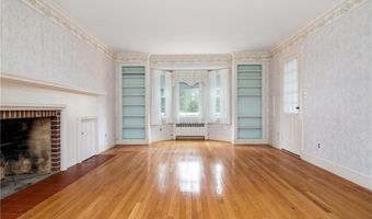 3225 Diamond Hill Rd, Cumberland, RI 02864