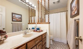 1402 NW K St, Bentonville, AR 72712