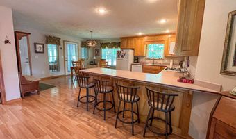 3702 Round House Rd, Aurora, MO 65605