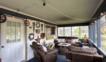 31 Brooklyn St, Angelica, NY 14709