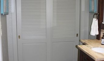242 Birch Ln, Arden, NC 28704