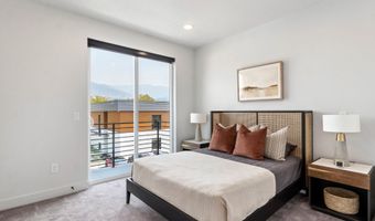 32 W 400 S, Bountiful, UT 84010