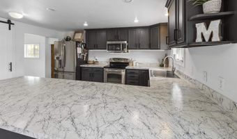 105 Meador St, Asotin, WA 99402
