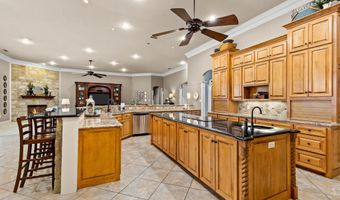 4334 La Hacienda Dr, Abilene, TX 79602
