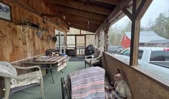 7 Howard Siding Ln, Abbot, ME 04406