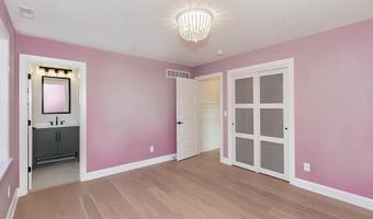 29549 N Hilltop Rd, Orange, OH 44022