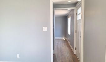 155 Second St, Auburn, ME 04210