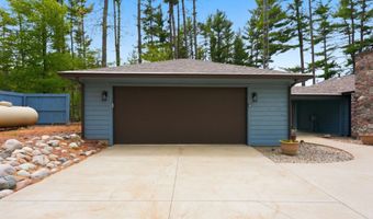 215 Lane 100 Pine Canyon Lk, Angola, IN 46703