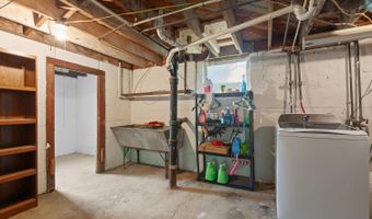 726 Croswell St, Adrian, MI 49221