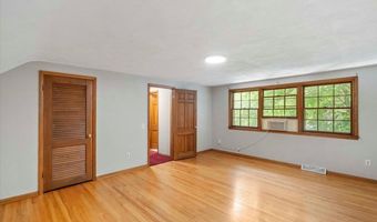 6337 Piping Rock Rd, Madison, WI 53711
