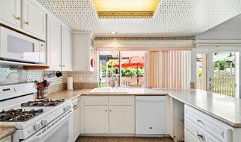 6220 E Palo Alto Dr, Anaheim, CA 92807