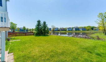 1094 Holly Dr, Antioch, IL 60002