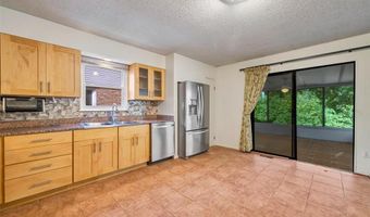 1115 Dutch Mill Dr, Ballwin, MO 63011