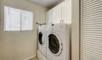 33 Reyburn Dr, Henderson, NV 89074
