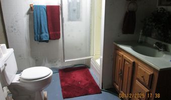 611 E 18th St, Atlantic, IA 50022