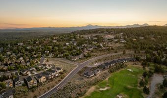 2608 NW Compass Corner Loop, Bend, OR 97703