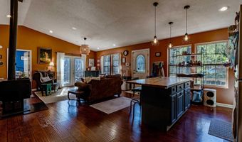 1912 S Orman Ln, Bloomfield, IN 47424