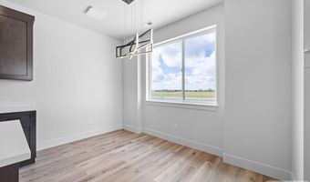 739 Curlew Dr, Ammon, ID 83406