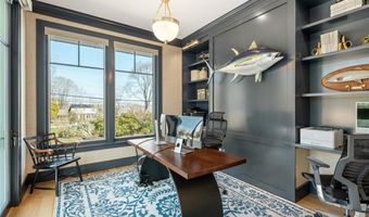 30 Walcott Ave, Jamestown, RI 02835