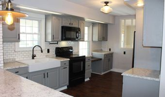 324 S Main St, Ansonia, OH 45303