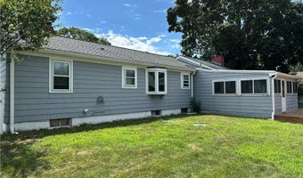 39 Gorham Ave, Warwick, RI 02886