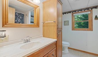 5835 Scenic Acres Rd, Aurora, MN 55705