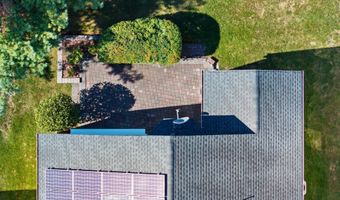 15 FIVE BRIDGES Ct, Barnegat, NJ 08005