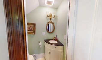 84 Cedar St, Bangor, ME 04401
