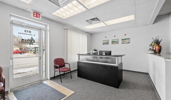 813 E LINCOLNWAY, Cheyenne, WY 82001