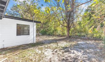 110 E 15TH St, Apopka, FL 32703