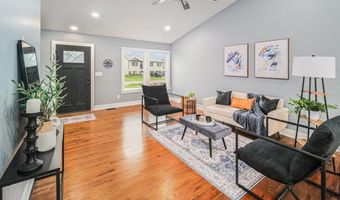 5910 SW 9th St, Lincoln, NE 68523
