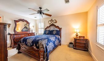 2714 Dover Ln, Albany, GA 31721