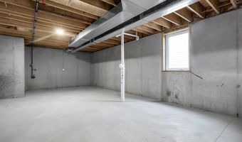 453 Rosedale Ter, Ballwin, MO 63021