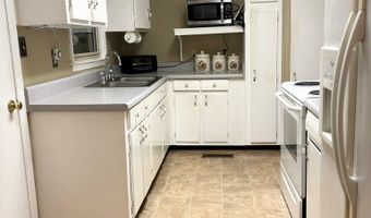 126 Moore St, Abbeville, SC 29620