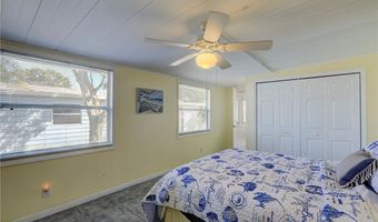 922 Hemlock St, Barefoot Bay, FL 32976