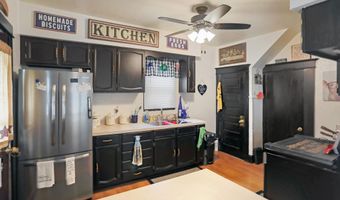 408 N 1st St, Aberdeen, SD 57401