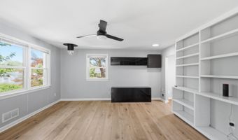 3141 CLAYBORNE Ave, Alexandria, VA 22306